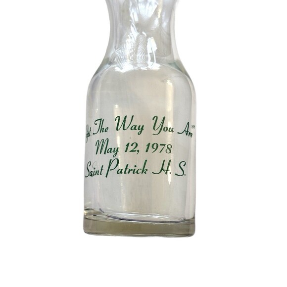 Vintage 1978 Saint Patrick NJ Class Reunion Glass Carafe  -Just the Way You Are- - Picture 6 of 7